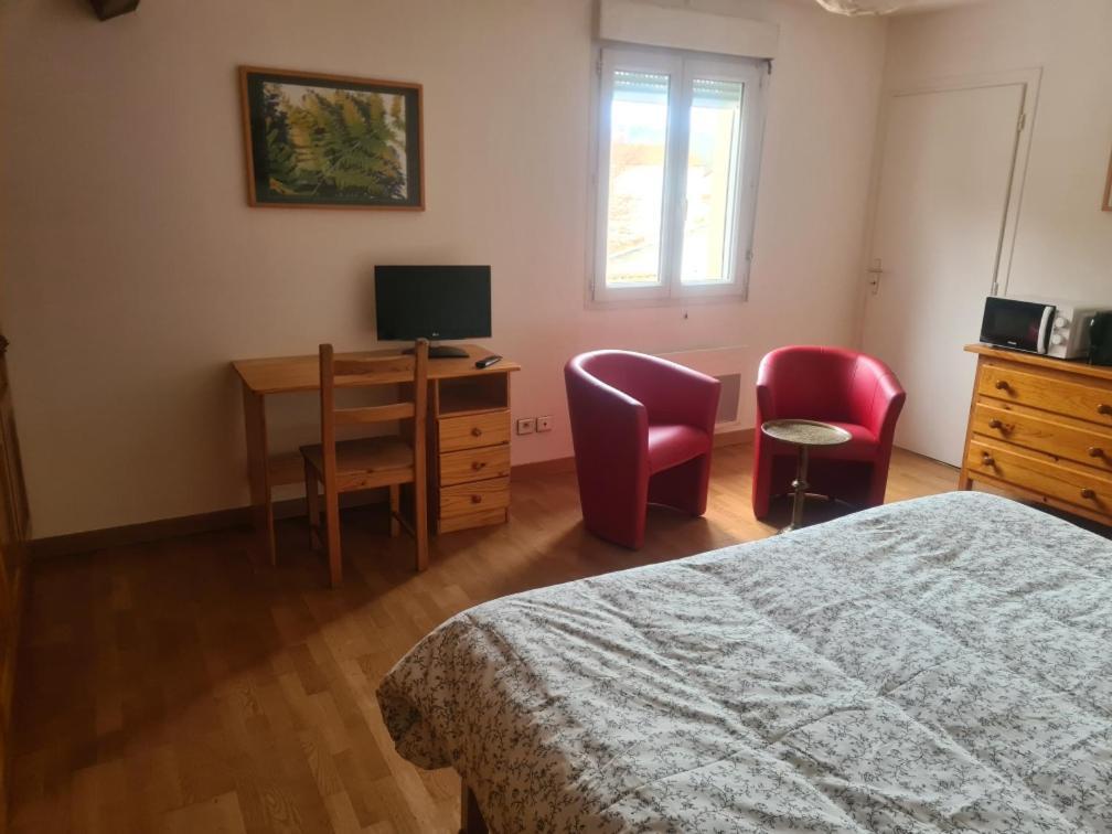 Bed and Breakfast La Parenthese Des Collines Saint-Donat-sur-lʼHerbasse Exterior foto